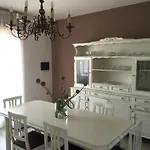 Vineyard Retreat Дом отдыха *